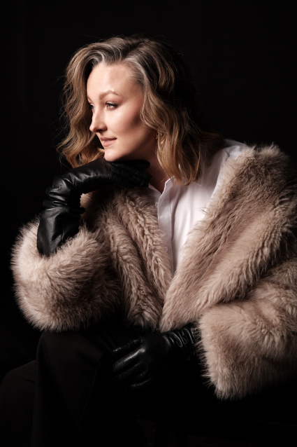 Заказать индивидуальную фотосессию в 2-х образах в Новосибирске по отличным ценам от компании Fashion Box
 – фото № 13