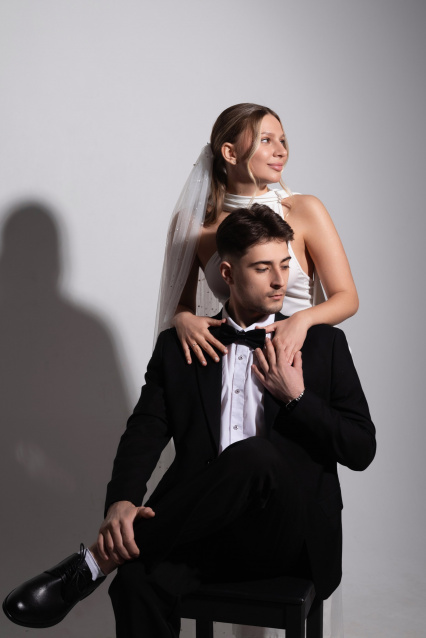 Свадебная фотосессия в Новосибирске — стиль, чувства и незабываемые кадры – фото № 16