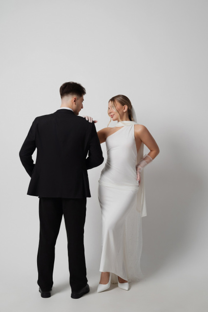 Свадебная фотосессия в Новосибирске — стиль, чувства и незабываемые кадры – фото № 4