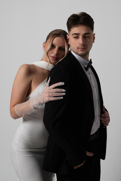 Свадебная фотосессия в Новосибирске — стиль, чувства и незабываемые кадры – фото № 7