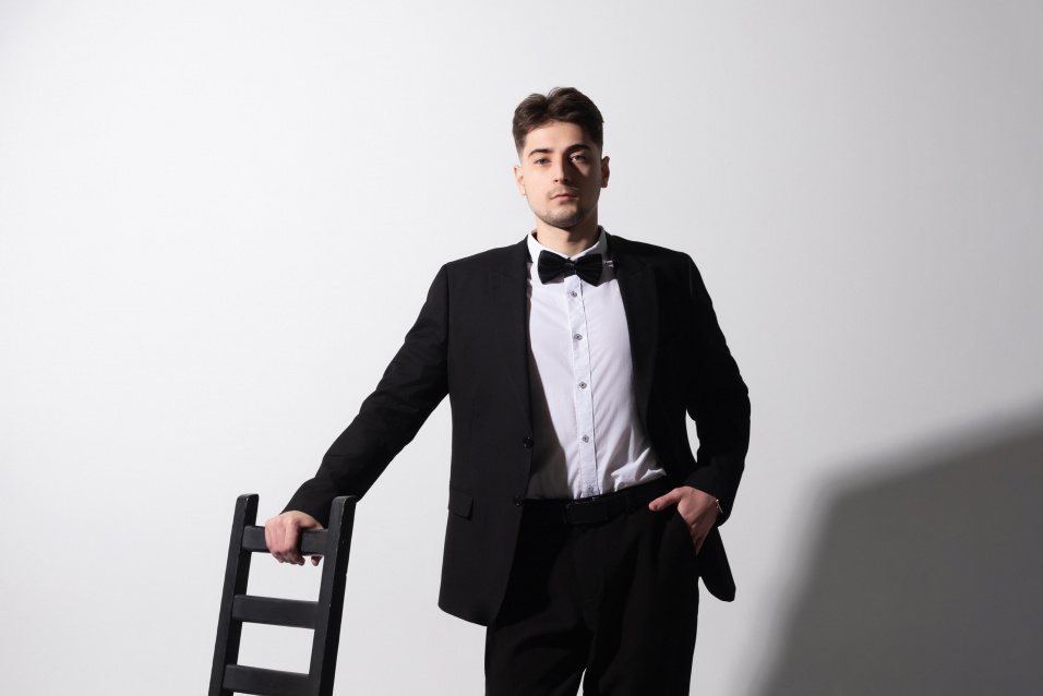 Свадебная фотосессия в Новосибирске — стиль, чувства и незабываемые кадры – фото № 12