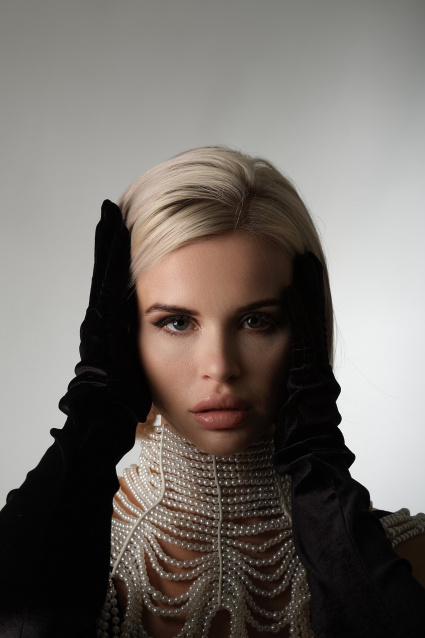 Заказать индивидуальную фотосессию в 2-х образах в Новосибирске по отличным ценам от компании Fashion Box
 – фото № 10