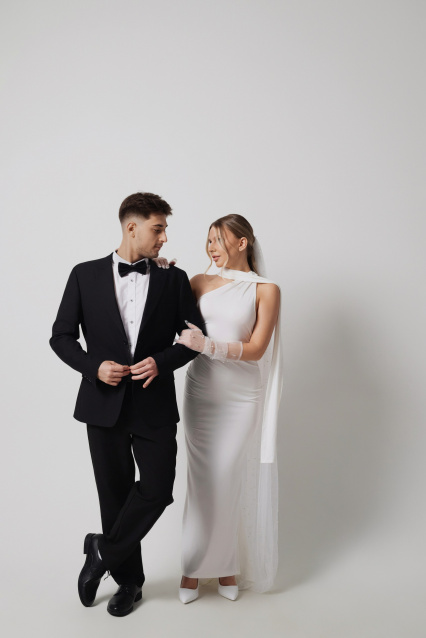 Свадебная фотосессия в Новосибирске — стиль, чувства и незабываемые кадры – фото № 3