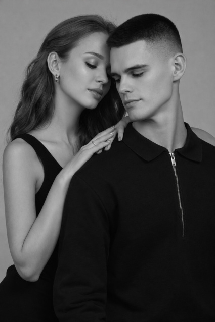 Заказать фотосессию Love Story в студии от сети фотостудий Fashion Box в Новосибирске

 – фото № 8