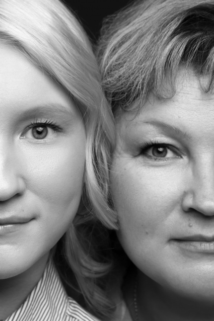 Заказать семейную фотосессию в студии с детьми в Новосибирске от фотостудии Fashion Box
 – фото № 22